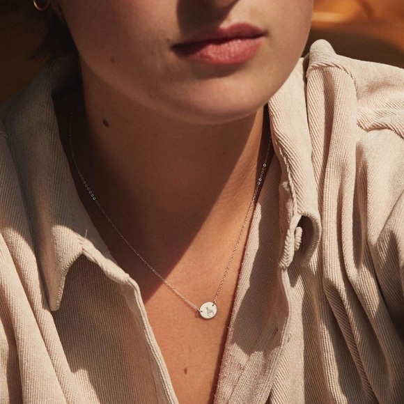 “High Five!” Hand Clap Dainty Cute Simple Necklace - Picture 15 of 16